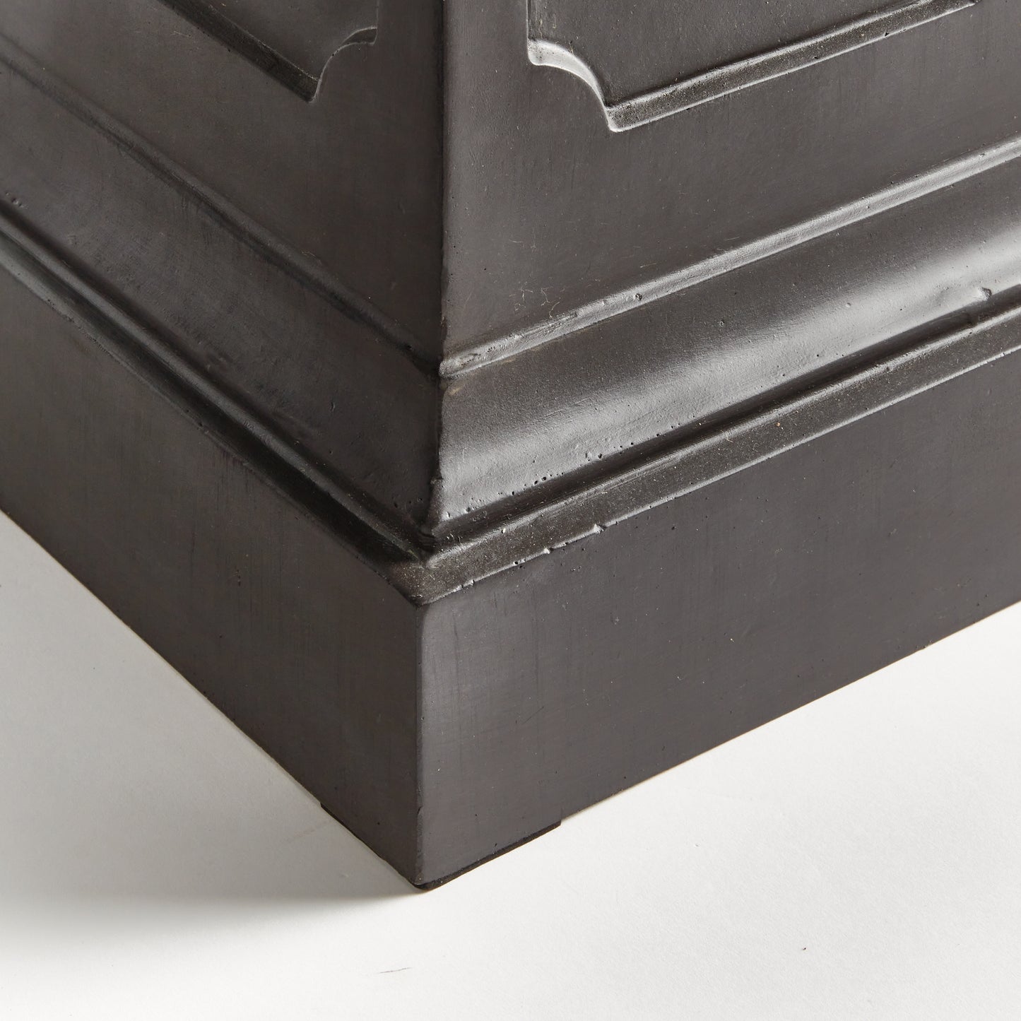 Fibreclay Chambers Pedestal Short 25.5"