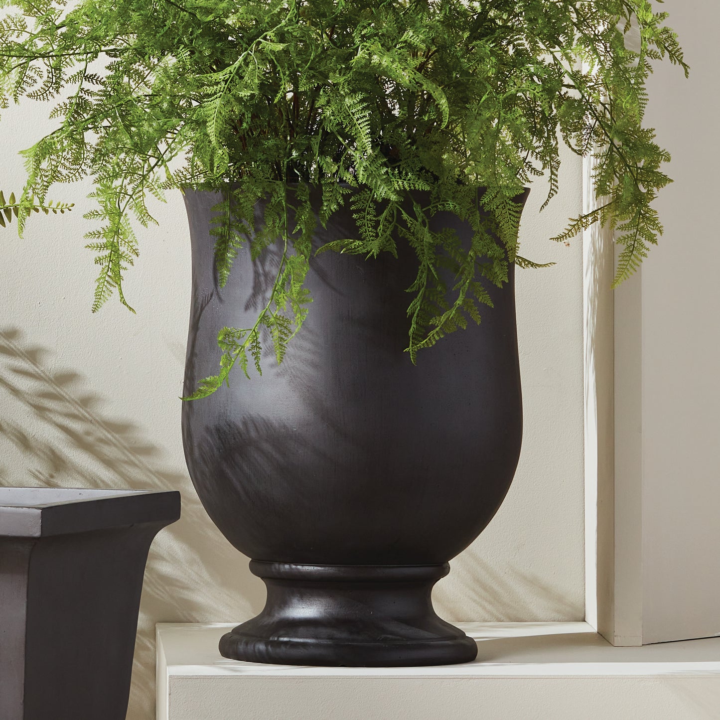 FibreClay Josie Round Footed Planter - 24"