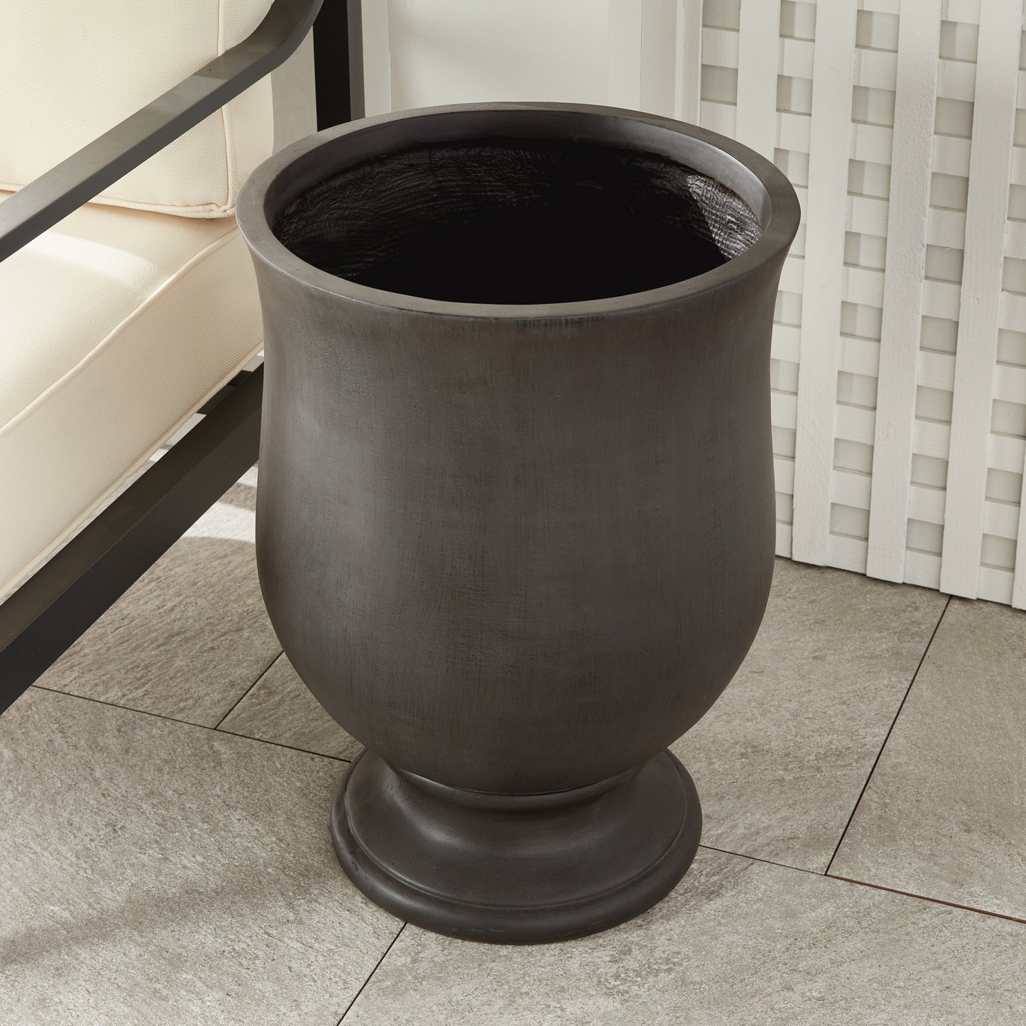 FibreClay Josie Round Footed Planter - 24"