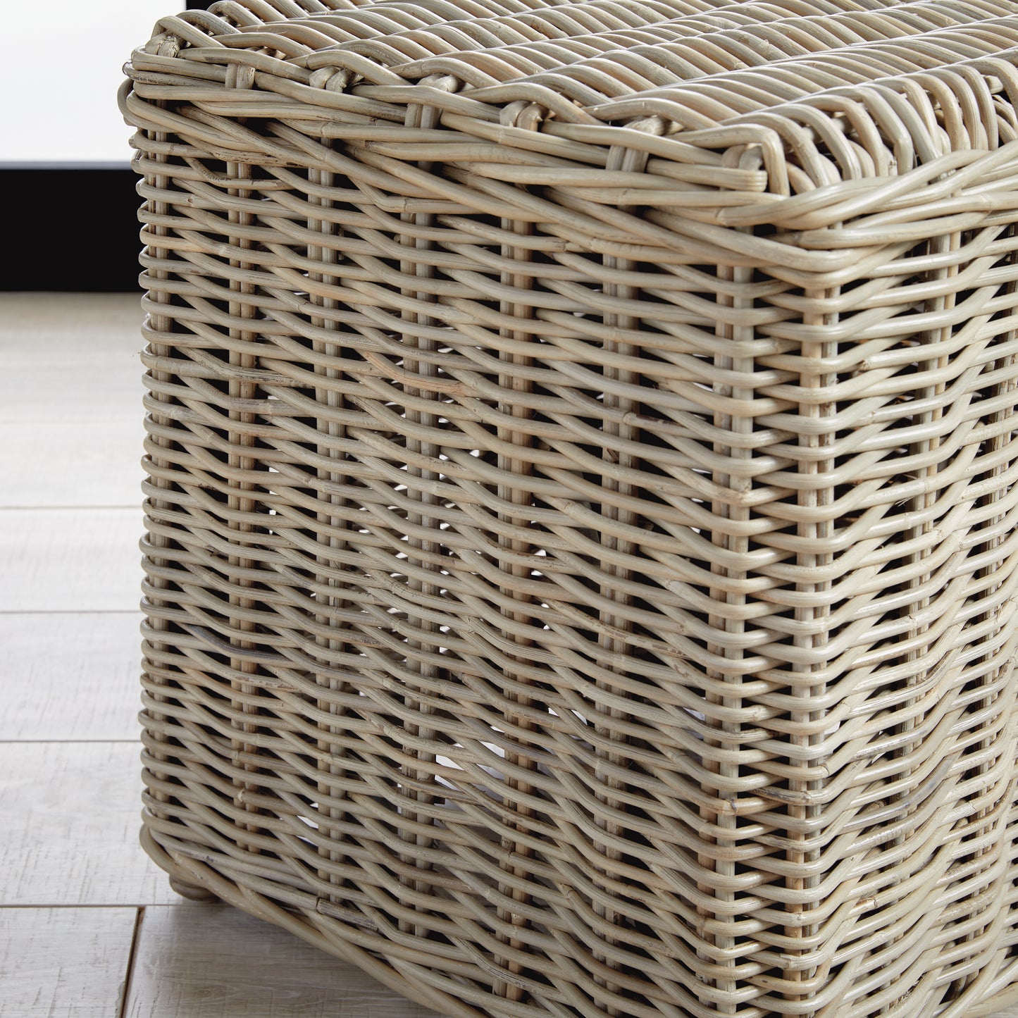 Davina Stool